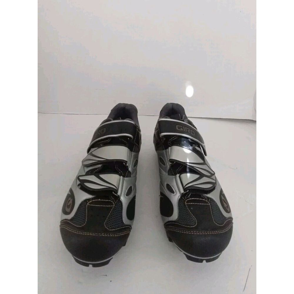 Giro Riela cycling Shoes Cleats Woman's Size 9.25 Silver Black Great Condition
